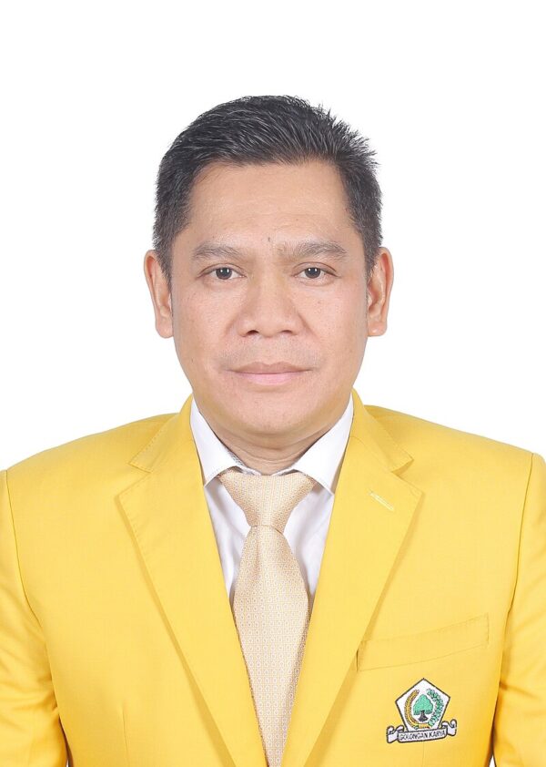 Adies Kadir