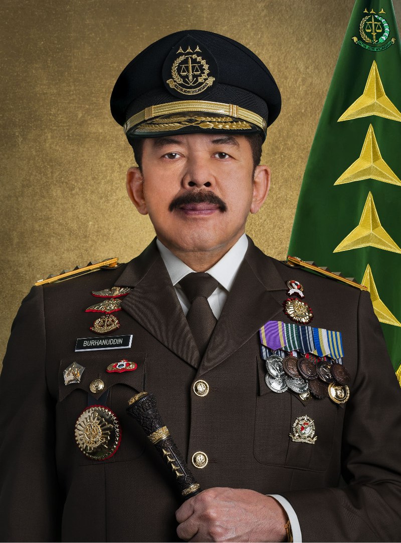 Sanitiar Burhaddin