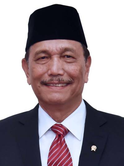 Luhut Binsar Pandjaitan Luhut Binsar Pandjaitan