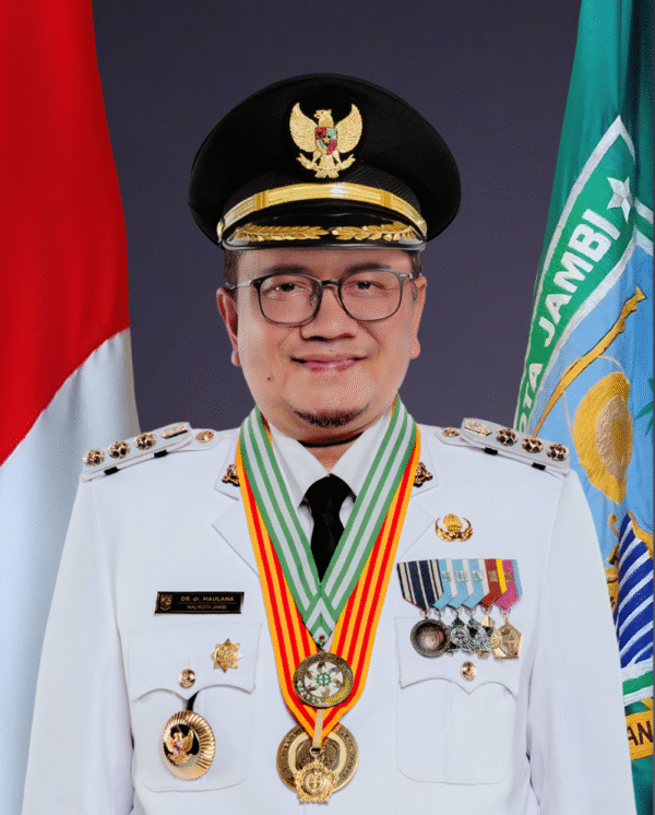 Dr. dr. Maulana, M.K.M.