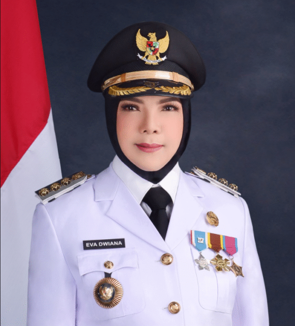 Eva Dwiana Eva Dwiana