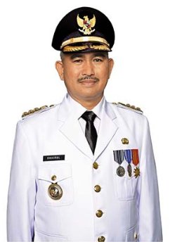 dr. H. Khairul, M.Kes