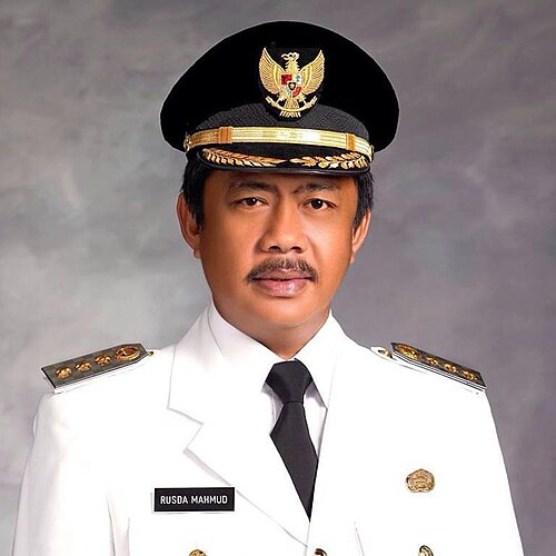 Rusda Mahmud