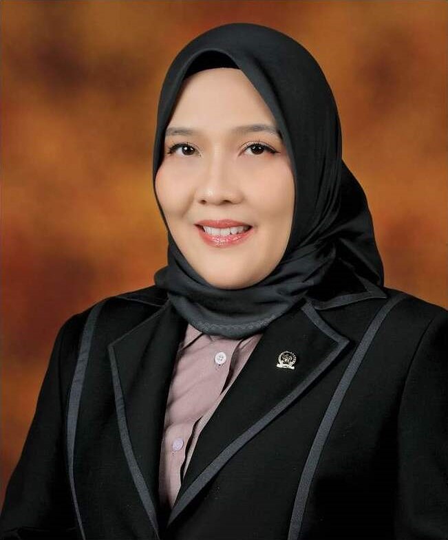 Aji Mirni Mawarni